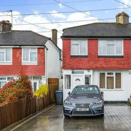 Buy this 3 bed house on Knollmead in London, KT5 9QR