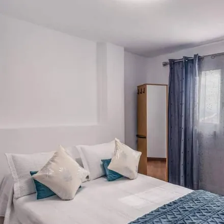 Rent this 2 bed house on Las Palmas de Gran Canaria in Calle Lucas Fernández Navarro, 35007 Las Palmas de Gran Canaria