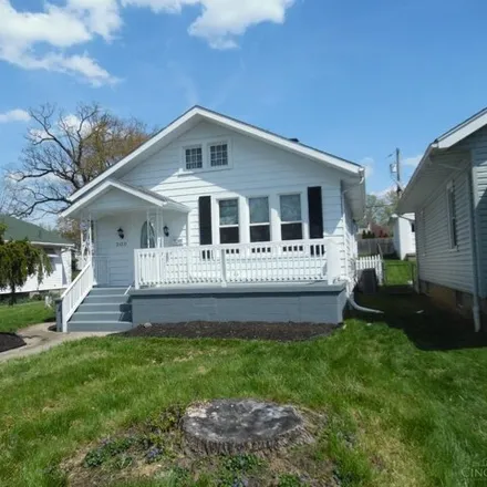 Buy this 3 bed house on 3186 Griesmer Avenue in Hamilton, OH 45015