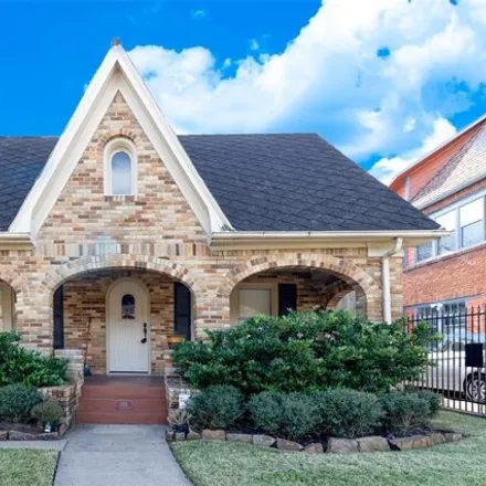 Buy this 2 bed house on 1992 Wentworth Street in Houston, TX 77004