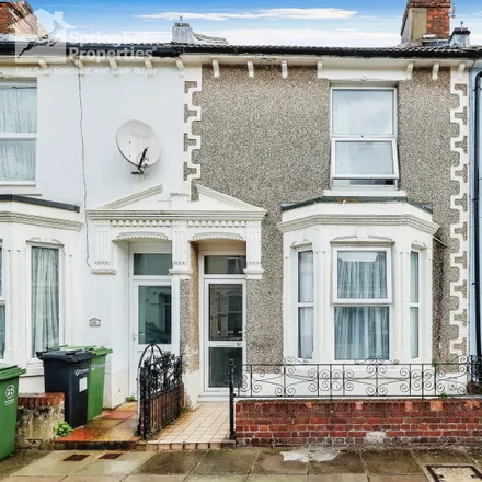 Buy this studio townhouse on Bramshott Road