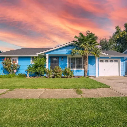 Buy this 5 bed house on 3363 Watson Avenue Northeast in Salem, OR 97301