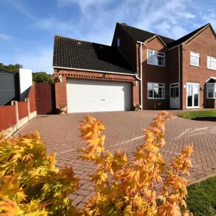 Buy this 5 bed house on Luneburg Way in Scunthorpe, DN15 8LP
