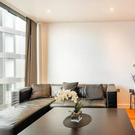 Rent this 4 bed apartment on Sheffield in S1 2LL, United Kingdom