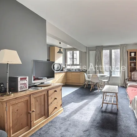 Rent this 2 bed apartment on 78 Avenue Félix Faure in 75015 Paris, France