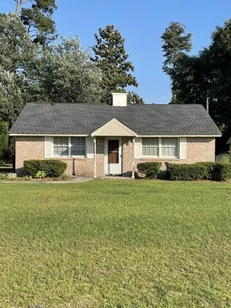 Buy this 3 bed house on 3396 Dunbarton Rd in Williston, South Carolina