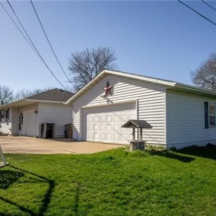 Buy this 2 bed house on 498 East Linden Street in Chippewa Falls, WI 54729
