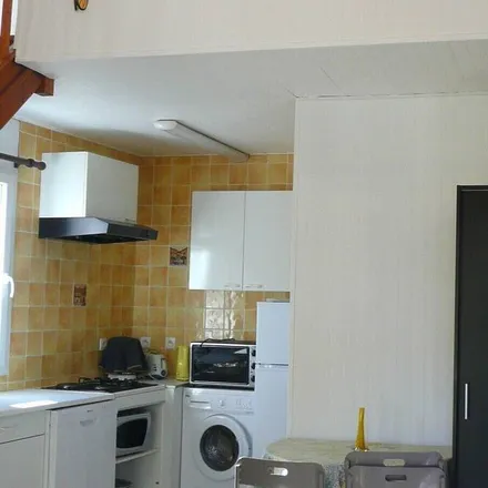 Rent this 1 bed townhouse on 83440 Montauroux