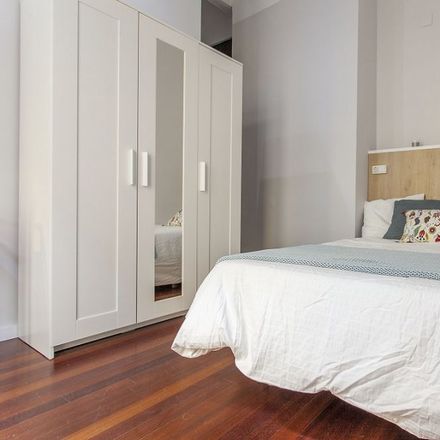 Rent this 0 bed room on Carrer de Calatrava in 13, 46001 Valencia