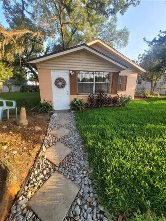 Buy this 2 bed house on 3913 East Osborne Avenue in Altamira Heights, Tampa