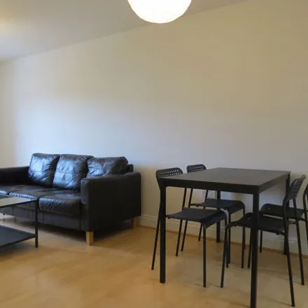 Image 4 - McBride House, Libra Road, Old Ford, London, E3 2HD, United Kingdom - Apartment for rent