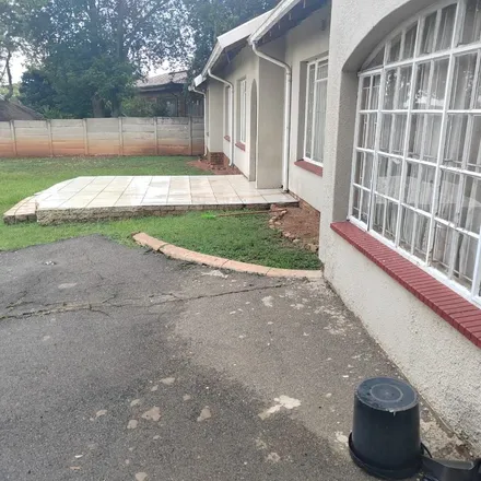 Rent this 3 bed apartment on P.A. du Plessis Avenue in Norkem Park, Gauteng