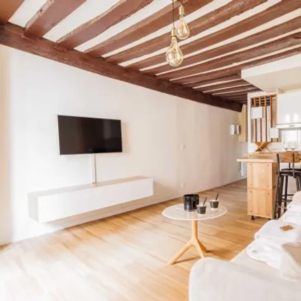 Rent this studio apartment on 105 Rue Mouffetard in 75005 Paris, France
