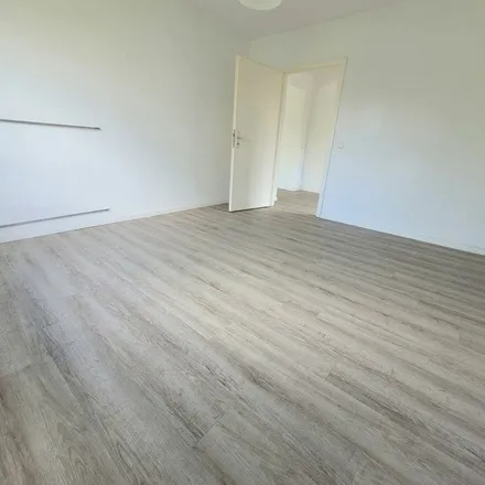 Rent this 2 bed apartment on Philosophenweg 6 in 45279 Essen, Germany