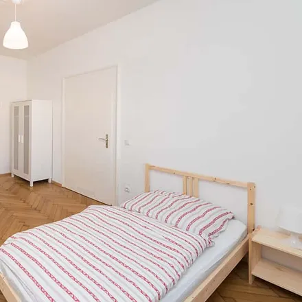Rent this 4 bed room on Tumblingerstraße 17 in 80337 Munich, Germany