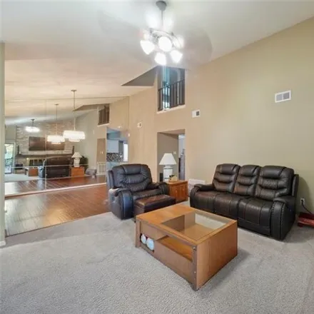 Image 7 - 2180 East Settlers Way, Grogan's Mill, The Woodlands, TX 77380, USA - House for rent