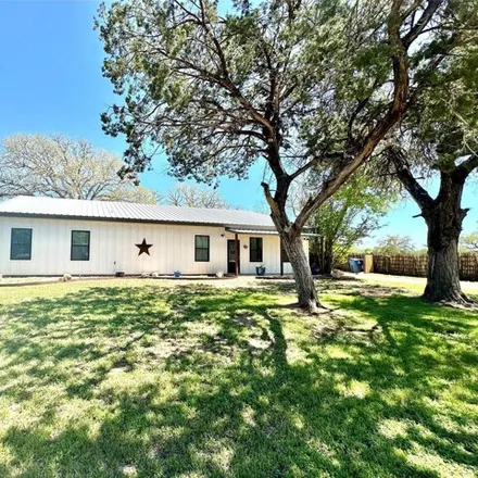 Image 2 - 2063 Farm-to-Market Road 589, Sidney, Comanche County, TX 76474, USA - House for sale