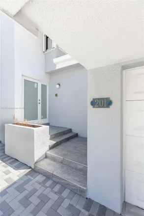 Image 5 - 201 Poinciana Drive, Sunny Isles Beach, FL 33160, USA - Townhouse for rent