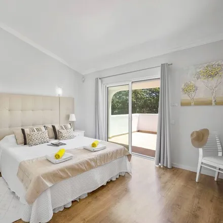 Rent this 3 bed house on 8125-024 Distrito de Évora