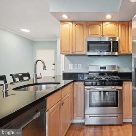 Image 3 - 2755 Ordway Street Northwest, Washington, DC 20016, USA - Condo for sale