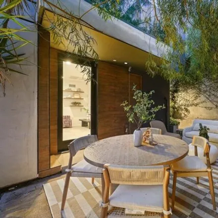 Image 3 - 1385 North Gardner Street, Los Angeles, CA 90046, USA - House for sale