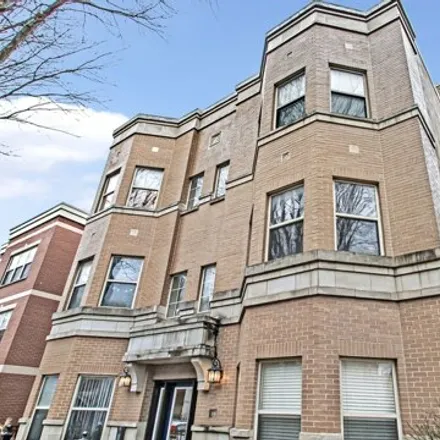 Buy this 3 bed condo on 1022 South Racine Avenue in Chicago, IL 60607