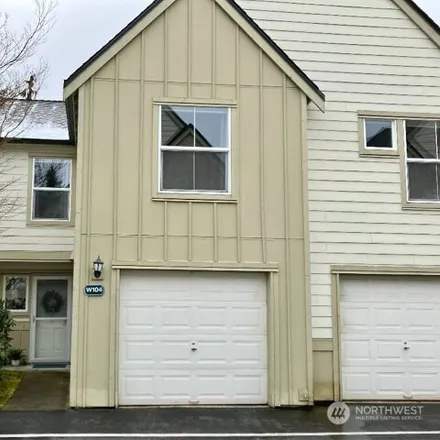Buy this 3 bed townhouse on 121st Street Southeast in Everett, WA 98208