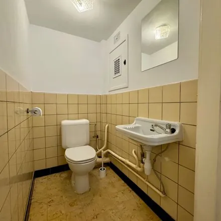 Rent this 3 bed apartment on Quai de Rome 45 in 4000 Angleur, Belgium