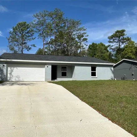 Rent this 3 bed house on 7028 North Regent Terrace in Citrus Springs, FL 34433