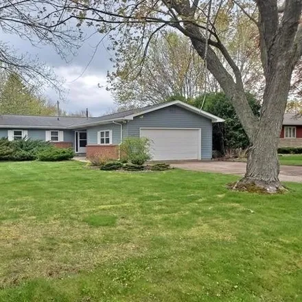 Buy this 3 bed house on 1835 West 8th Street in Marshfield, WI 54449