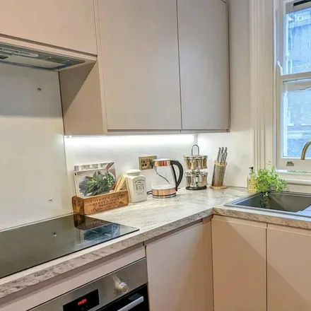 Image 2 - London, SW5 9NW, United Kingdom - Apartment for rent