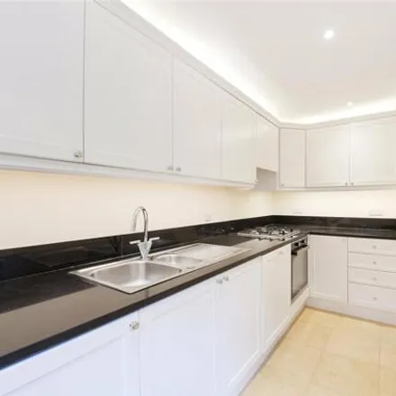 Image 4 - 5 The Boltons, London, SW10 9TB, United Kingdom - Apartment for rent