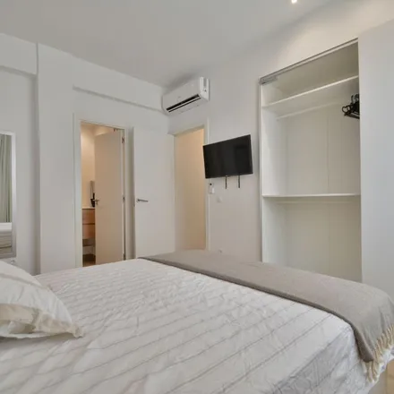 Image 7 - Elite, Calle de San Bernardo, 89, 28015 Madrid, Spain - Apartment for rent