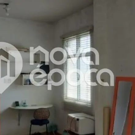 Buy this studio apartment on Uay Tchê in Rua Pedro Américo 166, Catete