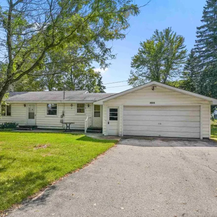 Buy this 3 bed house on 3017 Hartman Road in Garfield Township, MI 49685