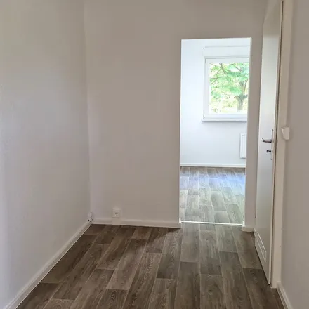 Image 4 - Rennbahnring 38, 06124 Halle (Saale), Germany - Apartment for rent