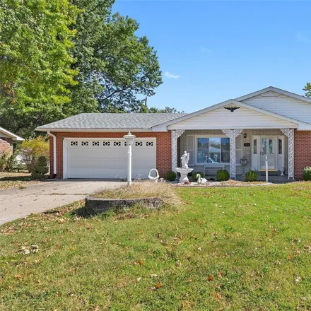 Buy this 3 bed house on 22 Meadowlark Court in Granite City, IL 62040