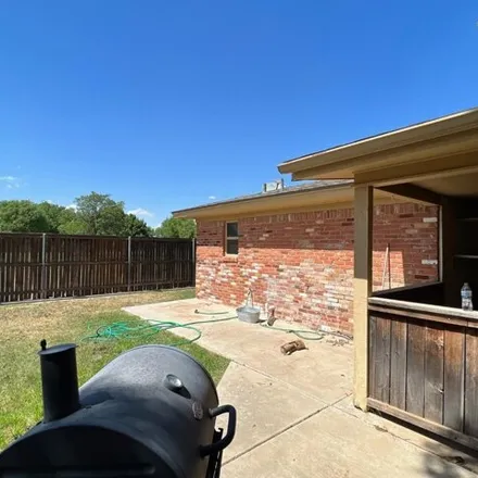 Image 2 - 7913 Memphis Drive, Lubbock, TX 79423, USA - House for rent