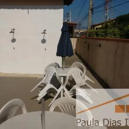 Buy this 2 bed apartment on Rua dos Cearenses in Vila Capri, Araruama - RJ