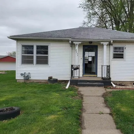 Buy this 2 bed house on 2375 Barker Street in Clinton, IA 52732