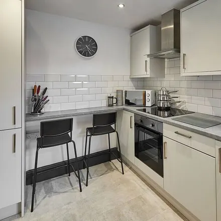 Image 5 - Liverpool, L15 4HQ, United Kingdom - House for rent