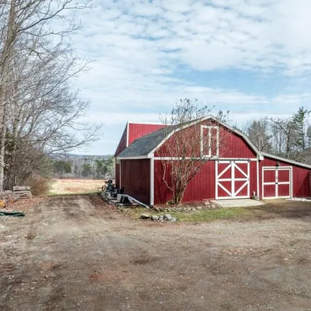 Image 3 - 311 Main Road South, Hampden, Penobscot County, ME 04444, USA - House for sale