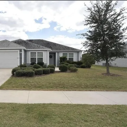 Buy this 3 bed house on 11188 Hess Way in Oxford, Florida