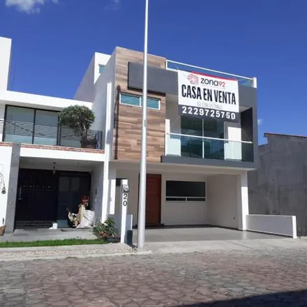 Buy this 3 bed house on Boulevard Lomas del Valle in 72595 San Francisco Totimehuacán, PUE