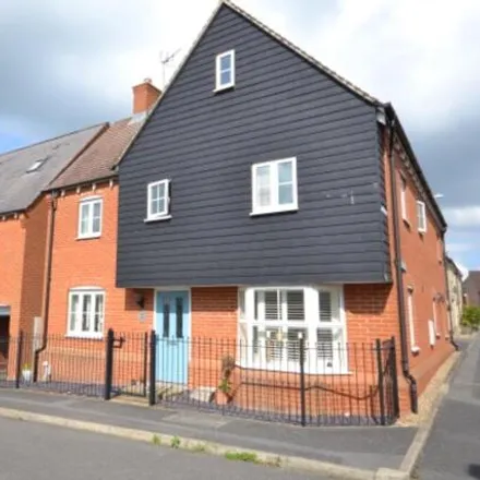 Buy this 4 bed house on Herrington Avenue in Stansted Mountfitchet, CM24 8FR