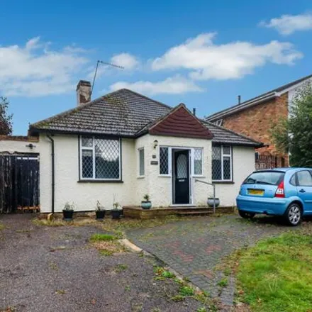 Buy this 3 bed house on Copthall Lane in Chalfont St Peter, SL9 0DQ