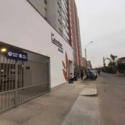 Rent this 3 bed apartment on Avenida Sinchi Roca in Comas, Lima Metropolitan Area 15313