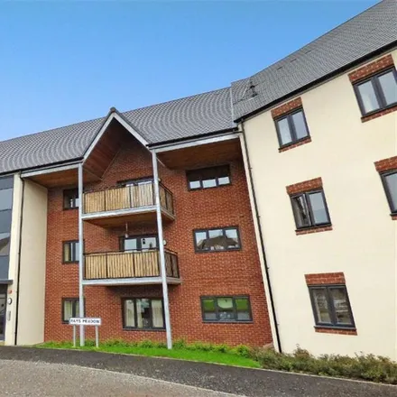 Rent this 2 bed apartment on Rays Meadow in Dawley, TF4 3GE