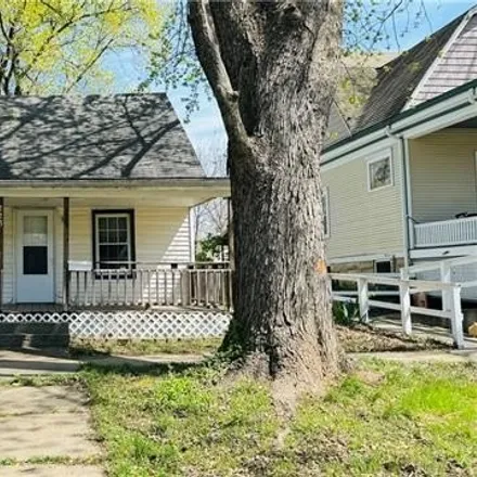 Buy this 2 bed house on 261 South Maple Street in Ottawa, KS 66067