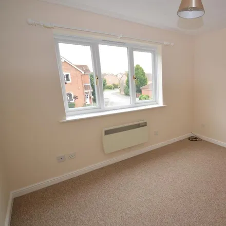 Image 5 - Morecambe Close, Stevenage, SG1 2AZ, United Kingdom - House for rent